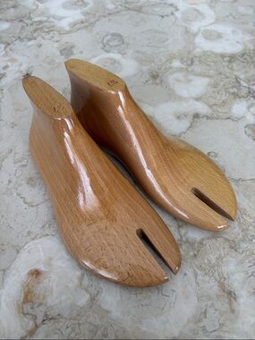 Natural Wood Shoe Shapers Solid Maple Shoe Form Size 37